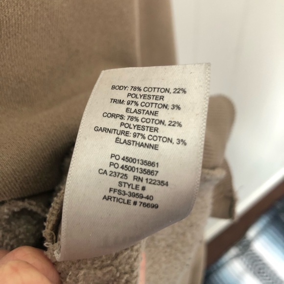 ARITZIA Cozy Fleece Boyfriend Cropped Hoodie Size 3 - Picture 7 of 7